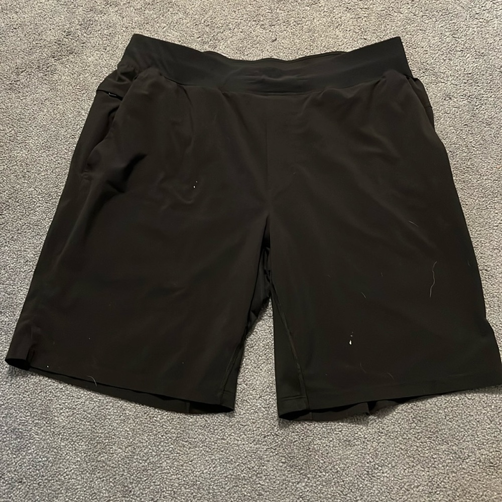 Lululemon shorts - Picture 1 of 4